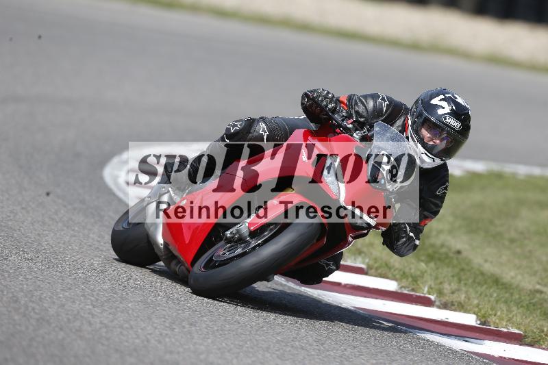 Archiv-2025/49 26.08.2025 Cornu Master School ADR/blau-bleu/28